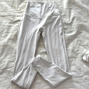 White Lulu Lemon align leggings